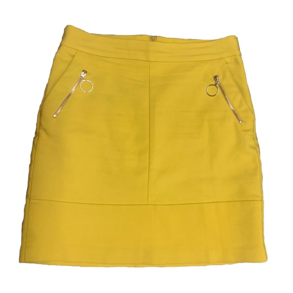 Orsay Dresses & Skirts - Orsay Yellow Mini Skirt With Pockets And Zipper Detail Size EU 36 / US 6